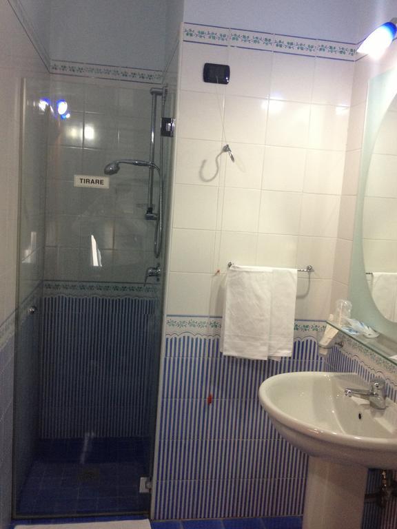 Hotel L' Anicre Varcaturo Cameră foto